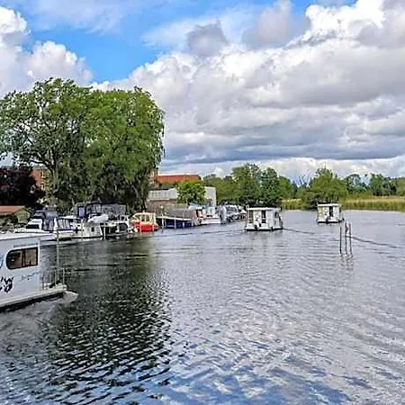 Hotel Havel-cruiser Hausboot-floesse Mit Stil